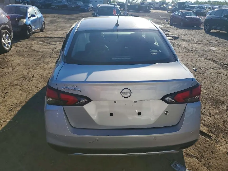 2024 NISSAN VERSA S  