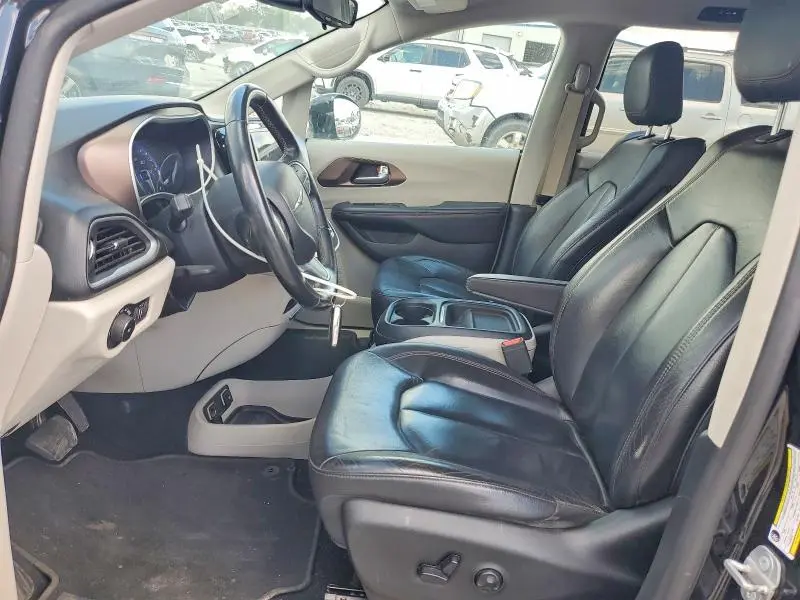 2017 CHRYSLER PACIFICA TOURING L  