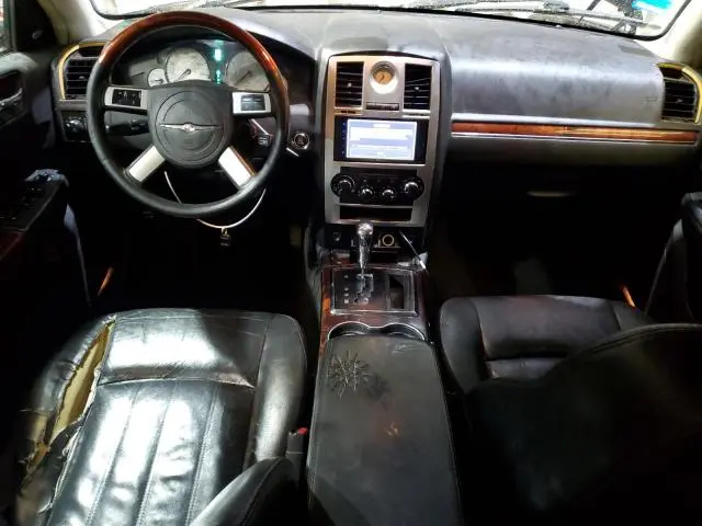 2010 CHRYSLER 300C   