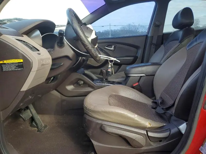 2011 HYUNDAI TUCSON GLS  