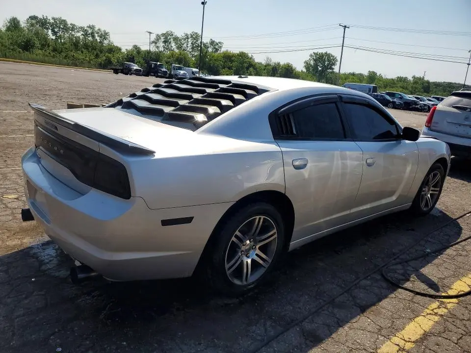 2012 DODGE CHARGER SXT  