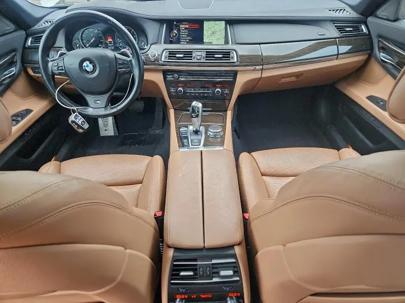 2015 BMW 740 LXI  