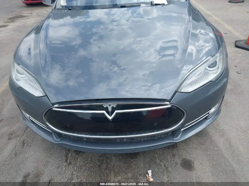 2013 TESLA MODEL S  