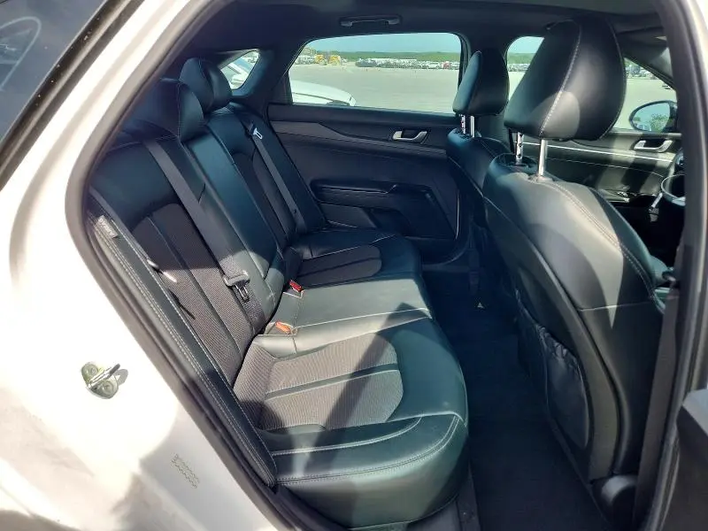 2024 KIA K5 GT LINE  