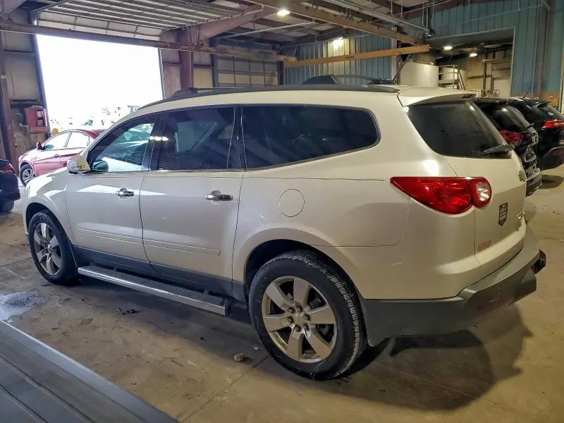 2012 CHEVROLET TRAVERSE LT  