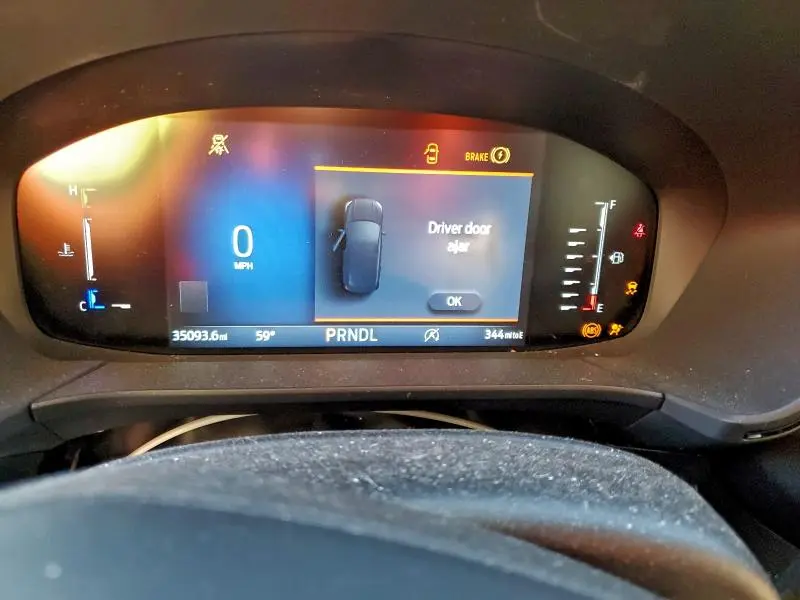 2023 FORD ESCAPE ST LINE  