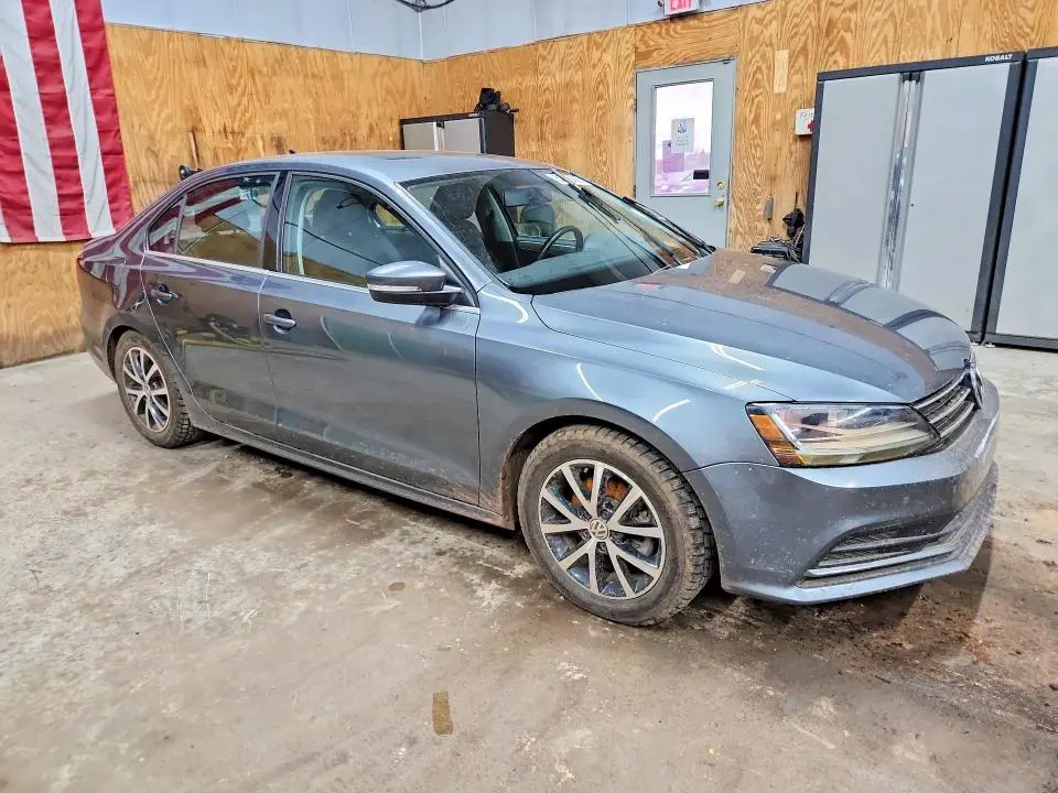 2017 VOLKSWAGEN JETTA   