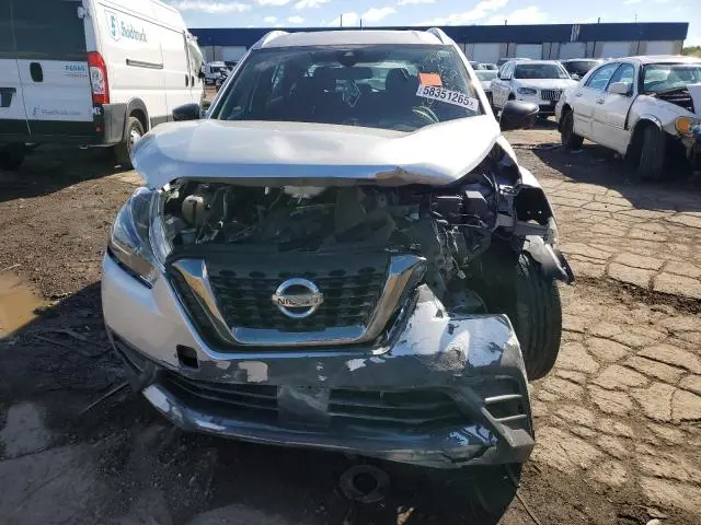 2020 NISSAN KICKS SR  