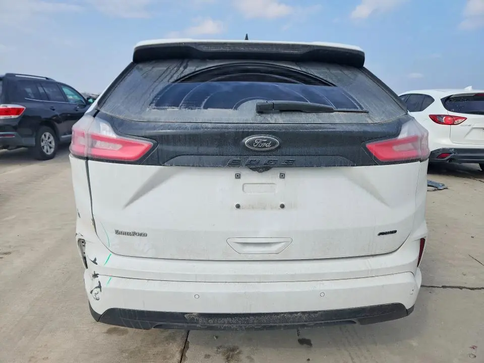 2023 FORD EDGE SE  