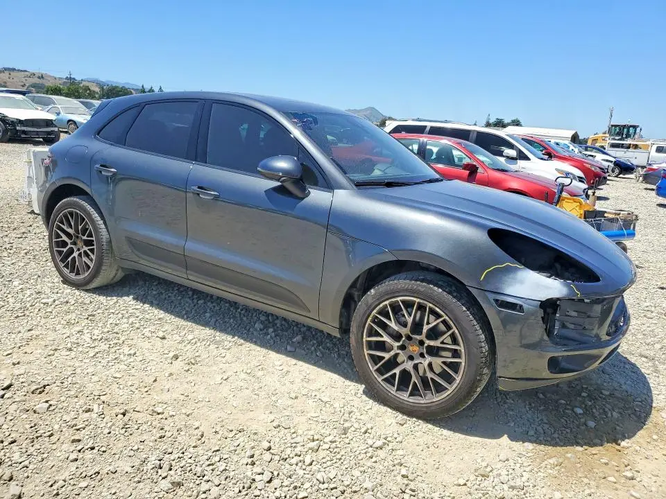 2017 PORSCHE MACAN S  