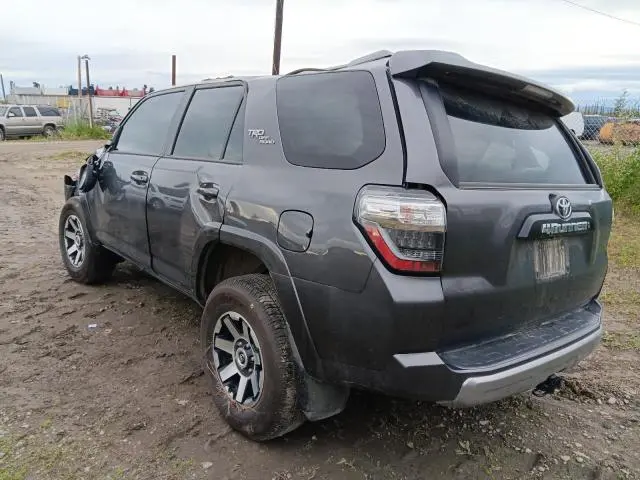 2023 TOYOTA 4RUNNER SE  