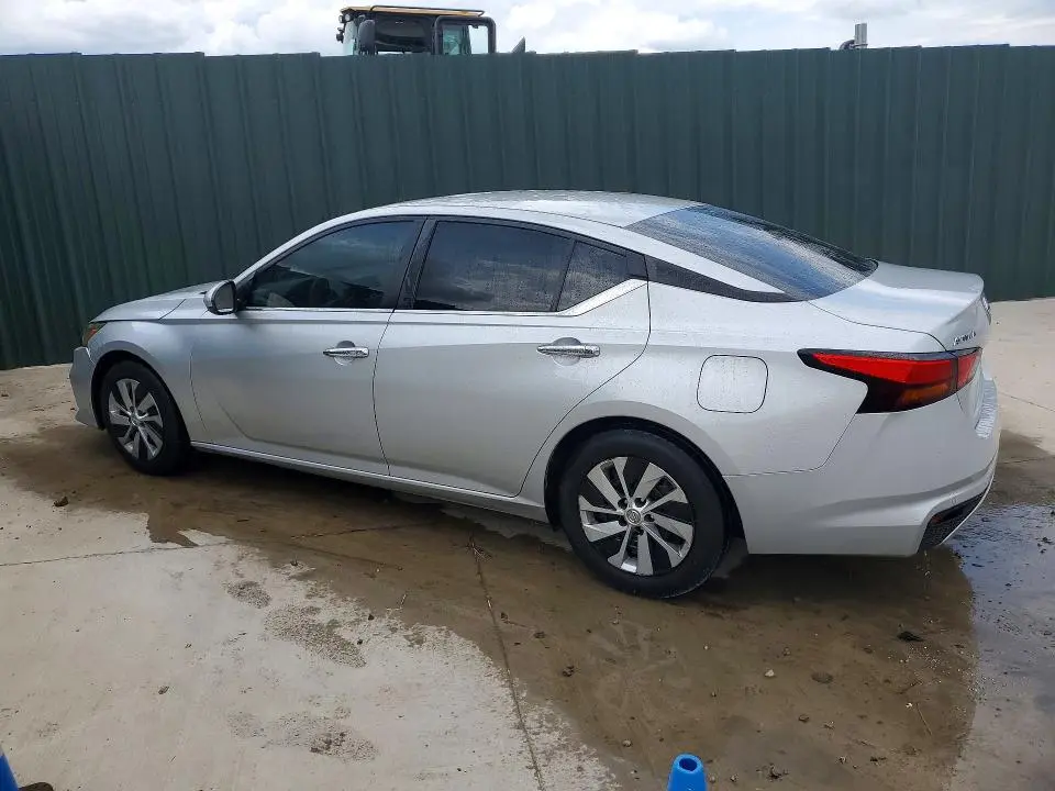 2021 NISSAN ALTIMA S  