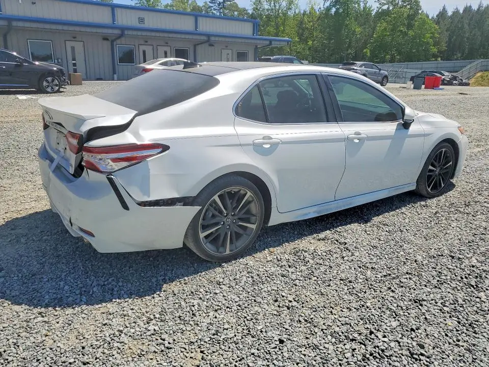 2020 TOYOTA CAMRY   