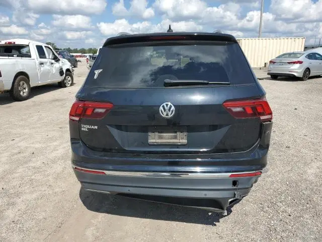 2021 VOLKSWAGEN TIGUAN SE  