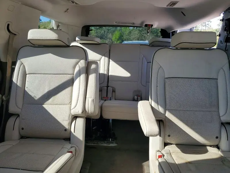 2022 GMC YUKON   