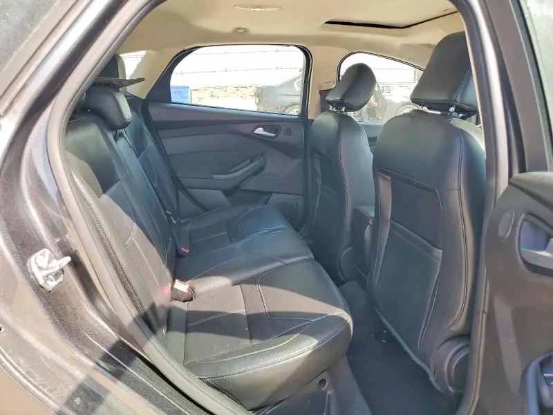 2017 FORD FOCUS TITANIUM  