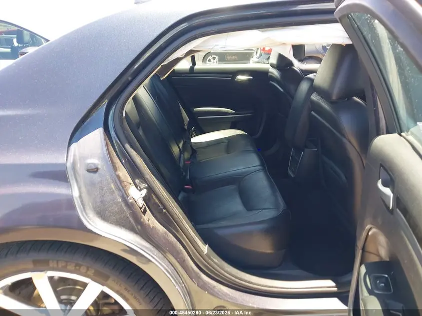 2018 CHRYSLER 300 LIMITED