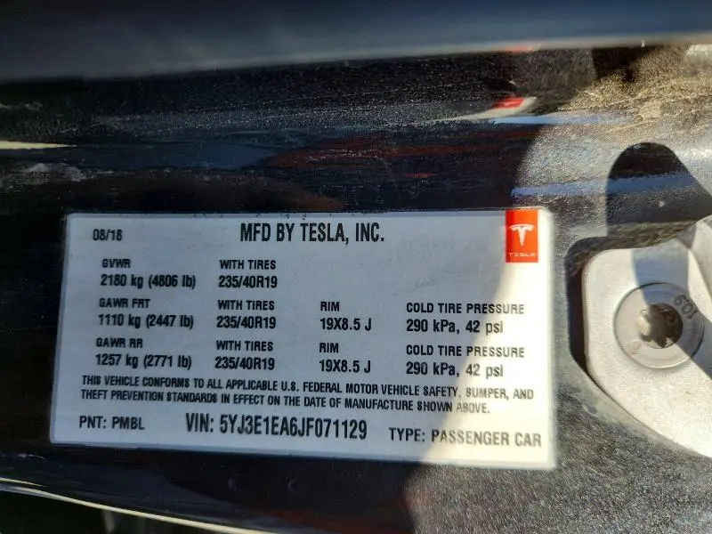 2018 TESLA MODEL 3   
