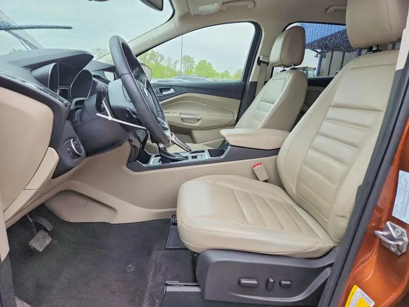 2017 FORD ESCAPE TITANIUM  