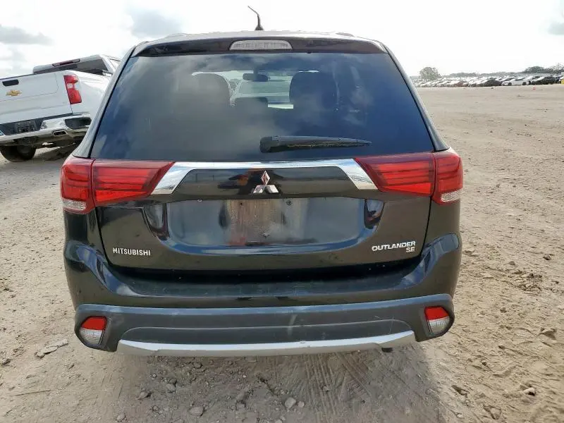 2016 MITSUBISHI OUTLANDER SE  