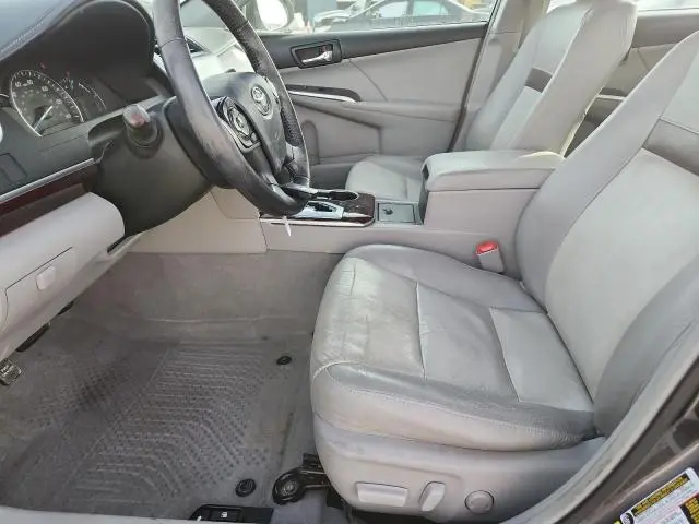2012 TOYOTA CAMRY SE  