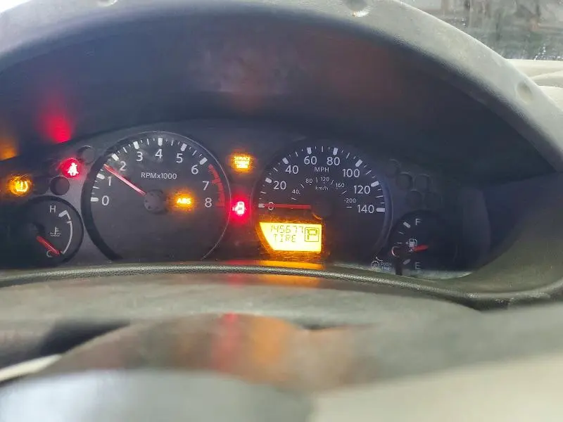 2011 NISSAN FRONTIER S  