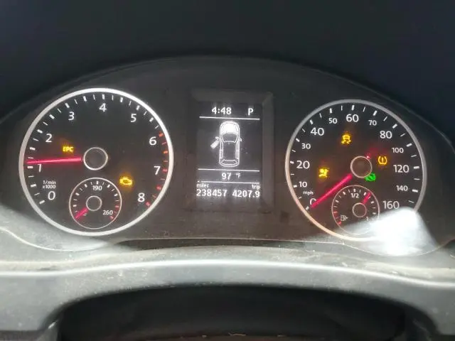 2012 VOLKSWAGEN TIGUAN S  
