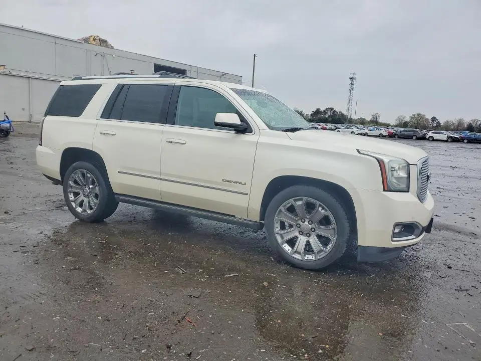 2015 GMC YUKON DENALI  