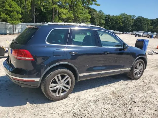 2016 VOLKSWAGEN TOUAREG SPORT  