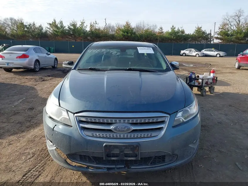 2010 FORD TAURUS LIMITED