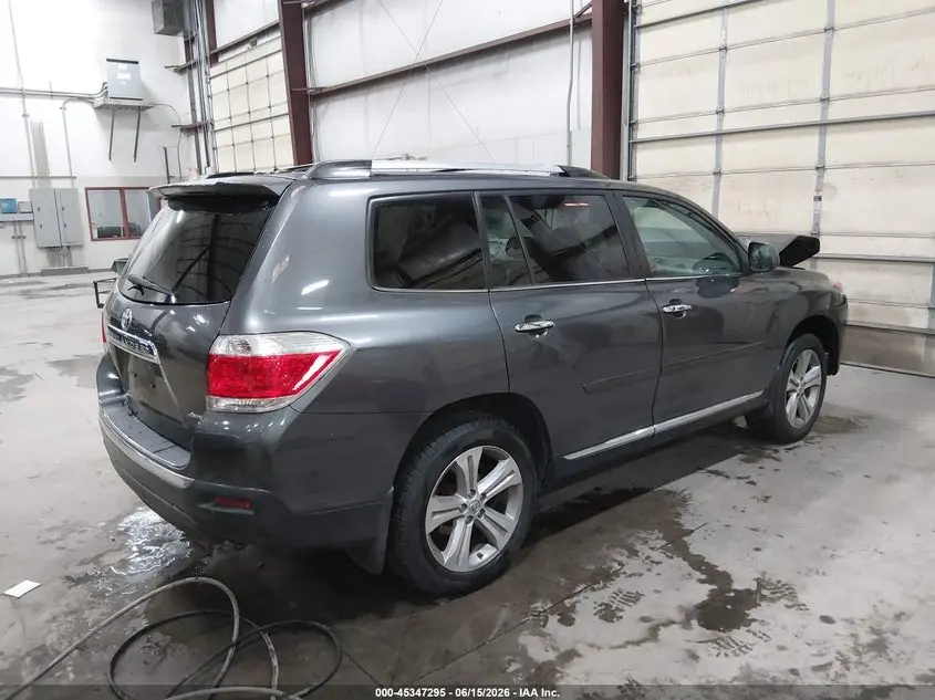 2013 TOYOTA HIGHLANDER LIMITED V6