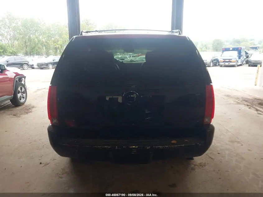 2012 CADILLAC ESCALADE STANDARD