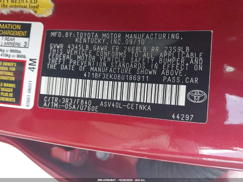 2011 TOYOTA CAMRY LE