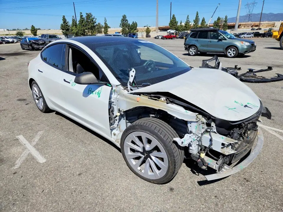 2021 TESLA MODEL 3   