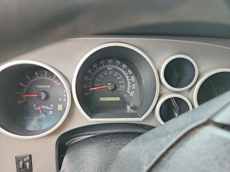 2011 TOYOTA TUNDRA CREWMAX SR5  