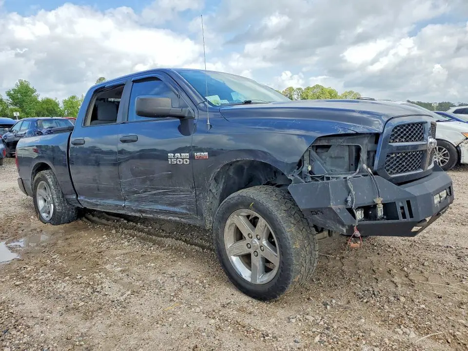 2014 RAM 1500 ST  