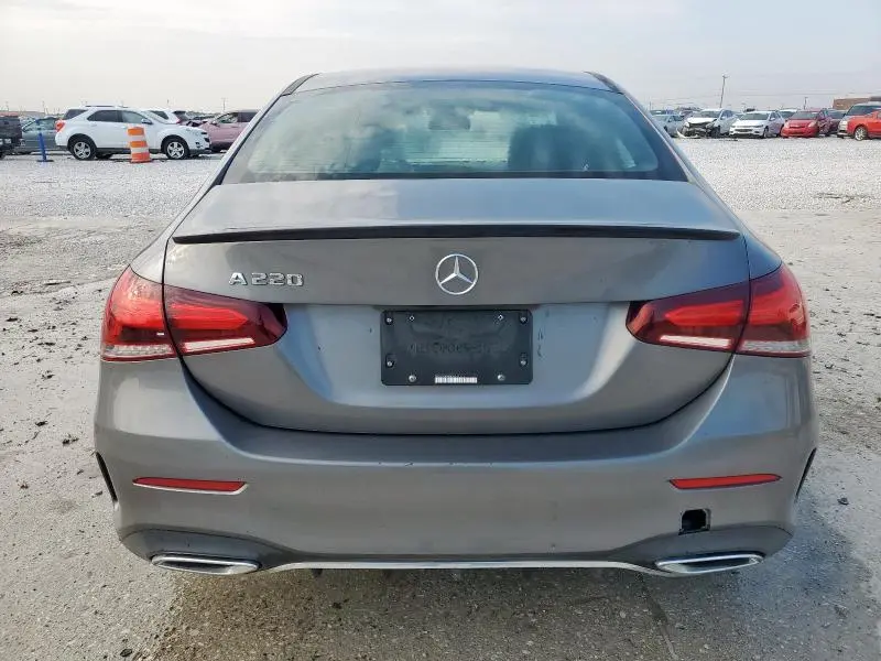 2019 MERCEDES-BENZ A 220  