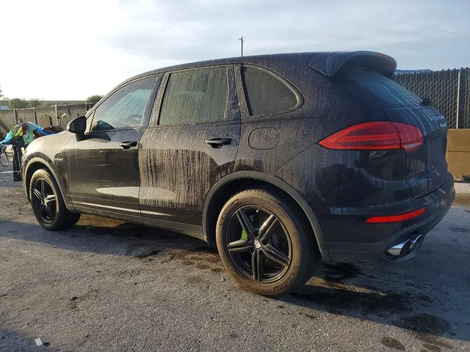2016 PORSCHE CAYENNE SE HYBRID  