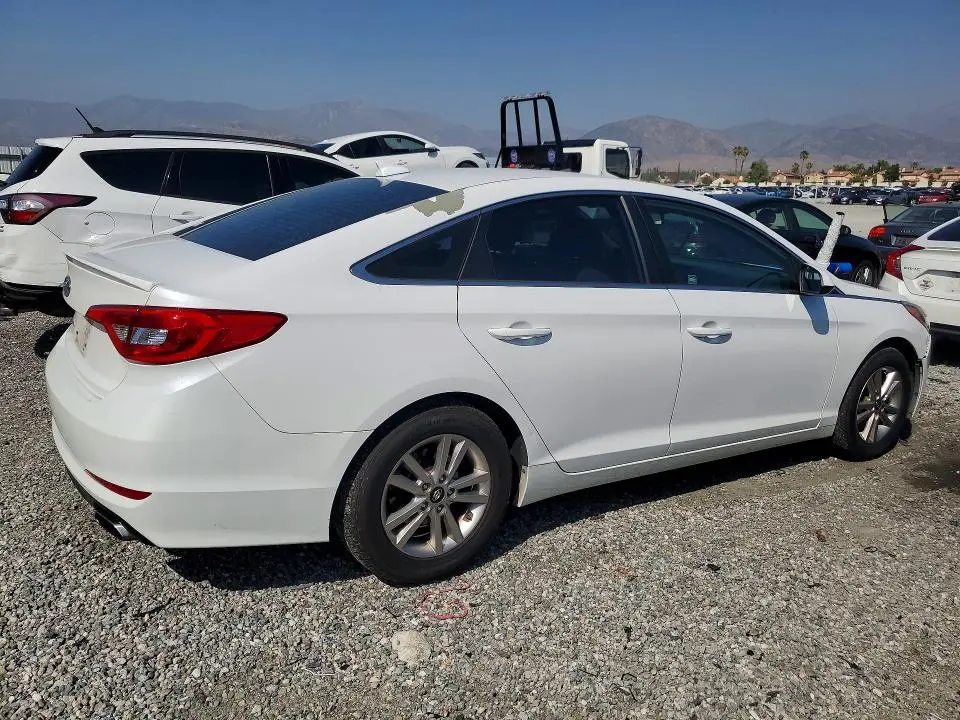 2017 HYUNDAI SONATA SE  