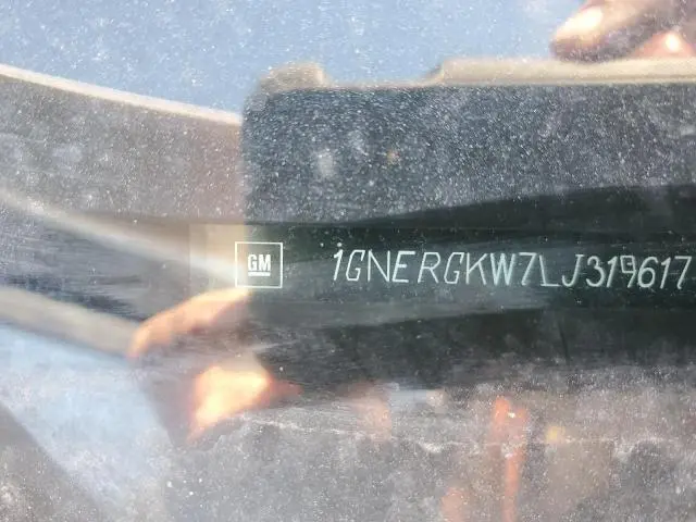 2020 CHEVROLET TRAVERSE LT  