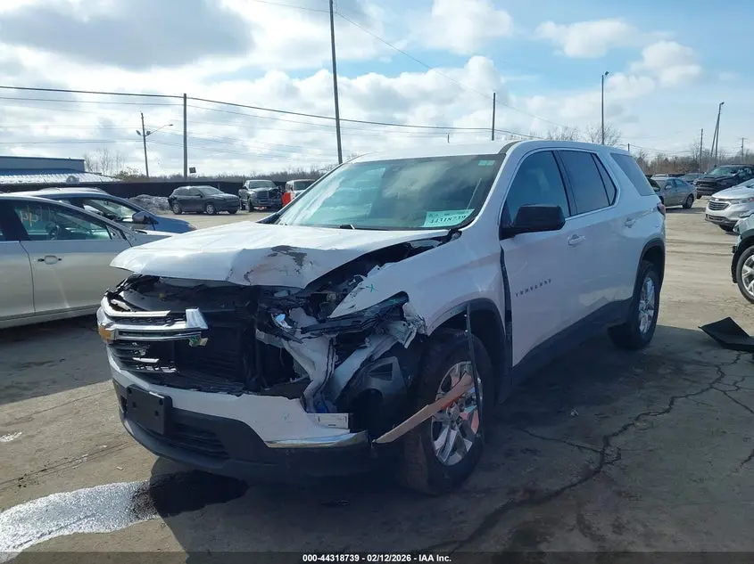 2023 CHEVROLET TRAVERSE FWD LS
