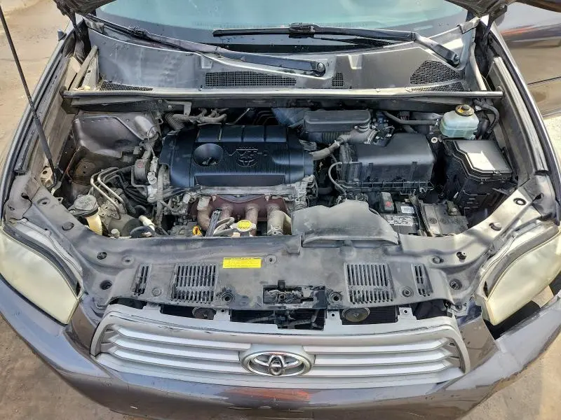 2010 TOYOTA HIGHLANDER   