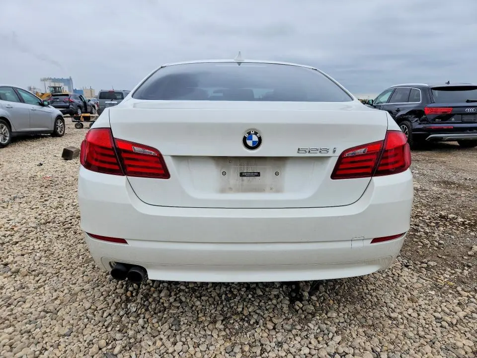2012 BMW 528 XI  