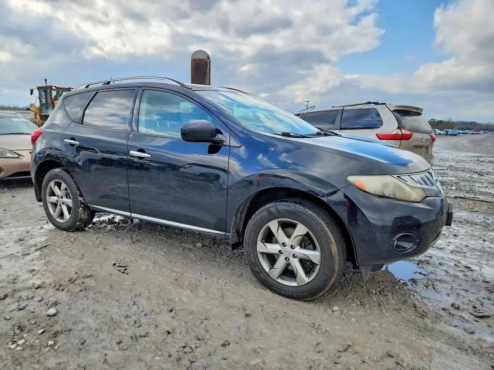 2010 NISSAN MURANO S  