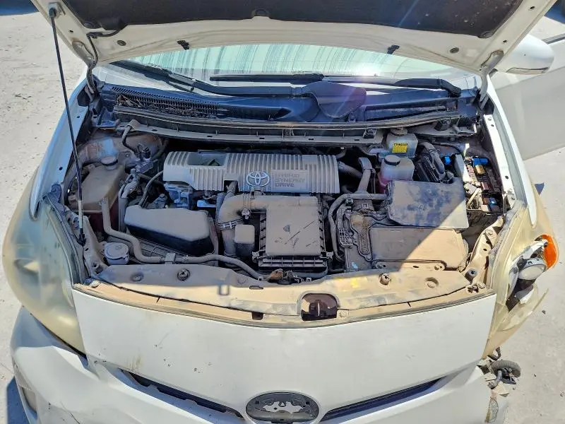 2015 TOYOTA PRIUS PERSONA SERIES  