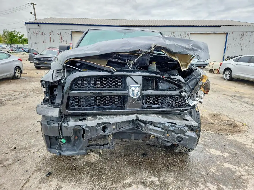 2012 DODGE RAM 1500 ST  