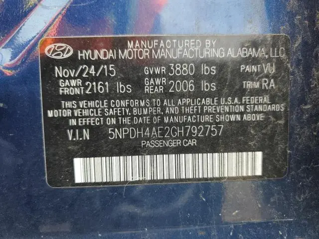 2016 HYUNDAI ELANTRA SE  