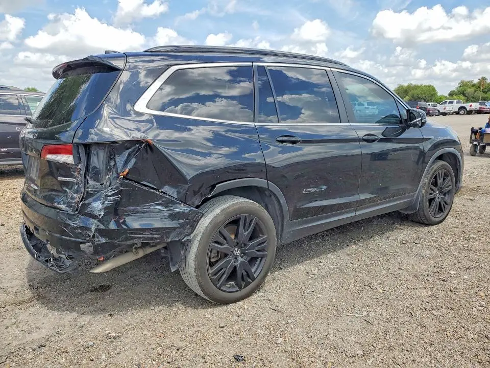2022 HONDA PILOT SE  