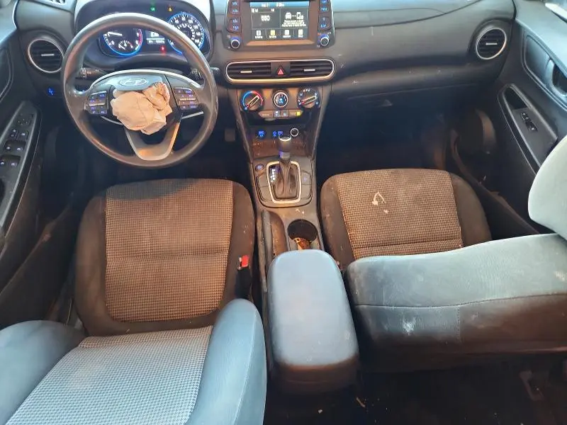 2021 HYUNDAI KONA SE  