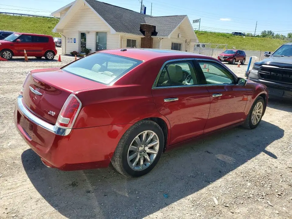 2011 CHRYSLER 300 LIMITED  